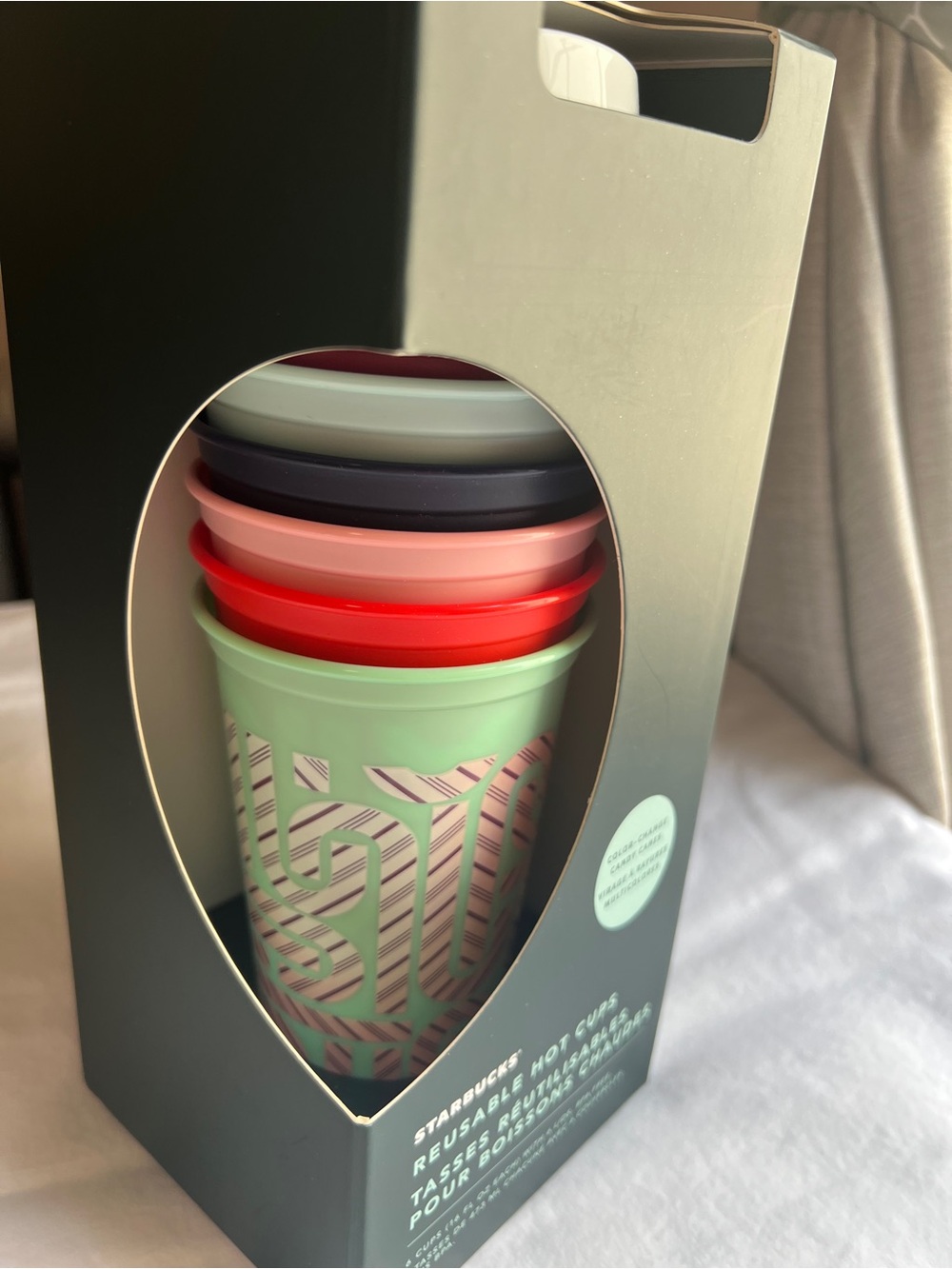 Starbucks Hot Cups Reusable Color Changing 16oz Grande Christmas Candy Cane 2020 - Picture 2 of 5